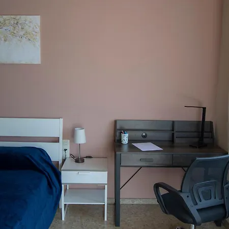 Habitacio V Cal Kim Martorell